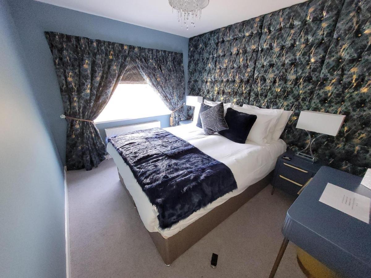 The Station Guest House Galmpton Exteriér fotografie