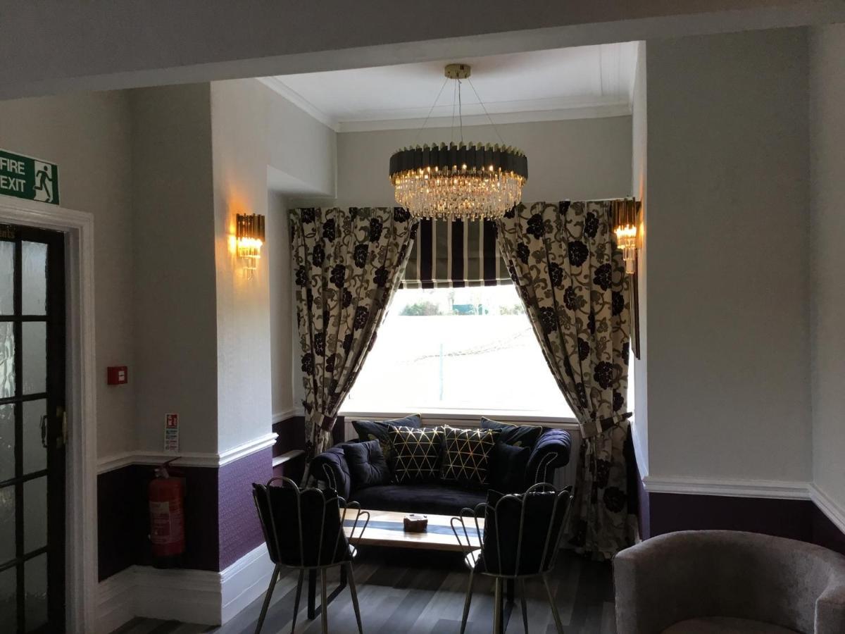 The Station Guest House Galmpton Exteriér fotografie