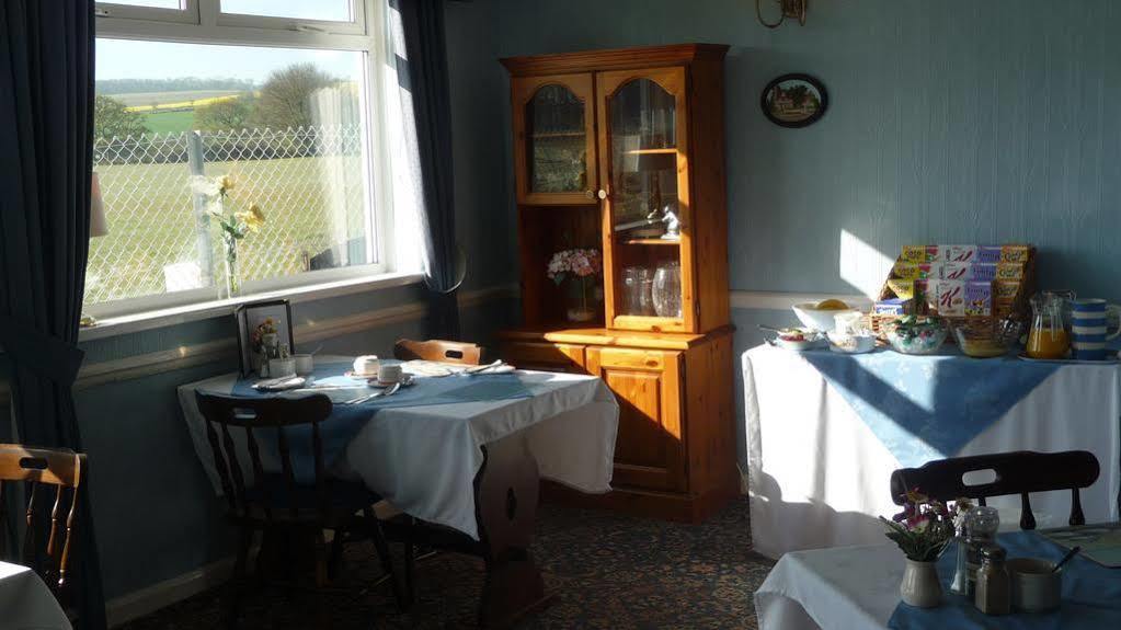The Station Guest House Galmpton Exteriér fotografie
